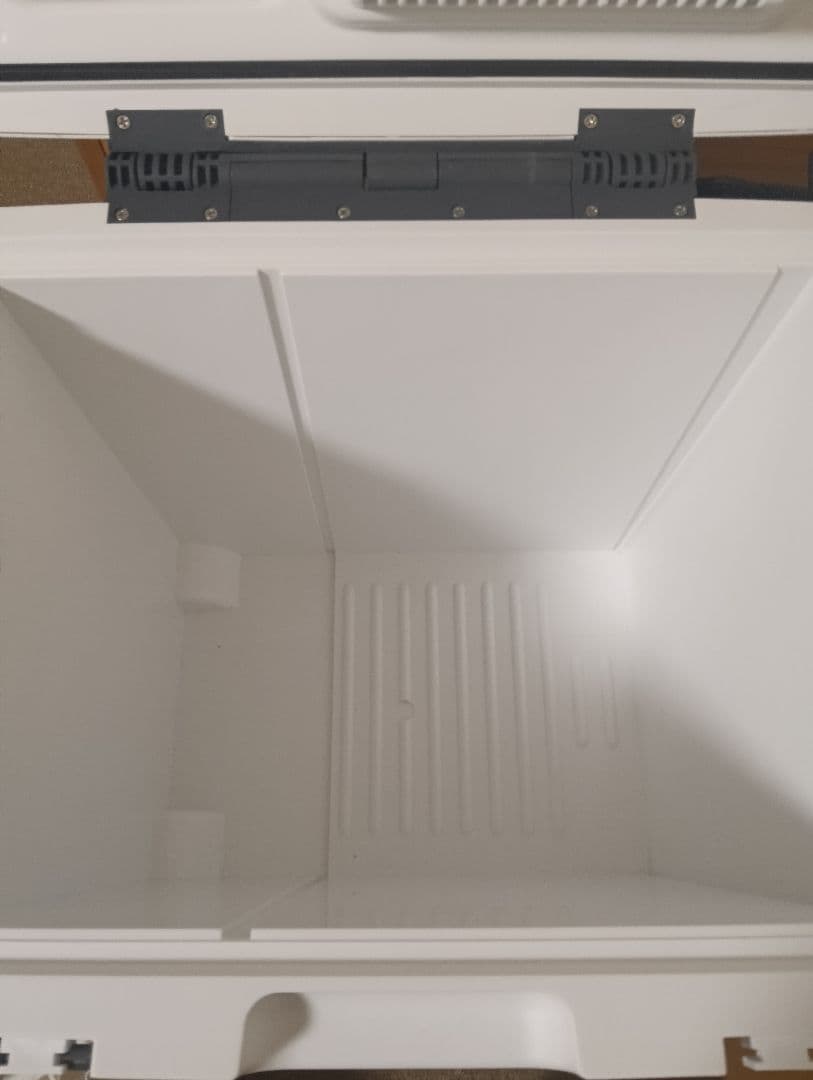 HIKOKI コードレス冷温庫　UL18DA