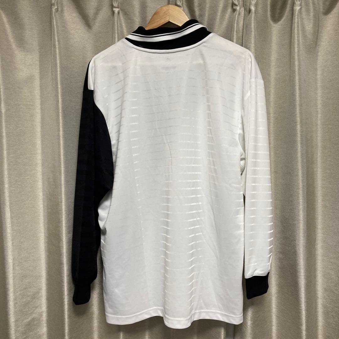 セリエA ユベントスカラー プラクティスシャツ 長袖練習着 サッカー y2k