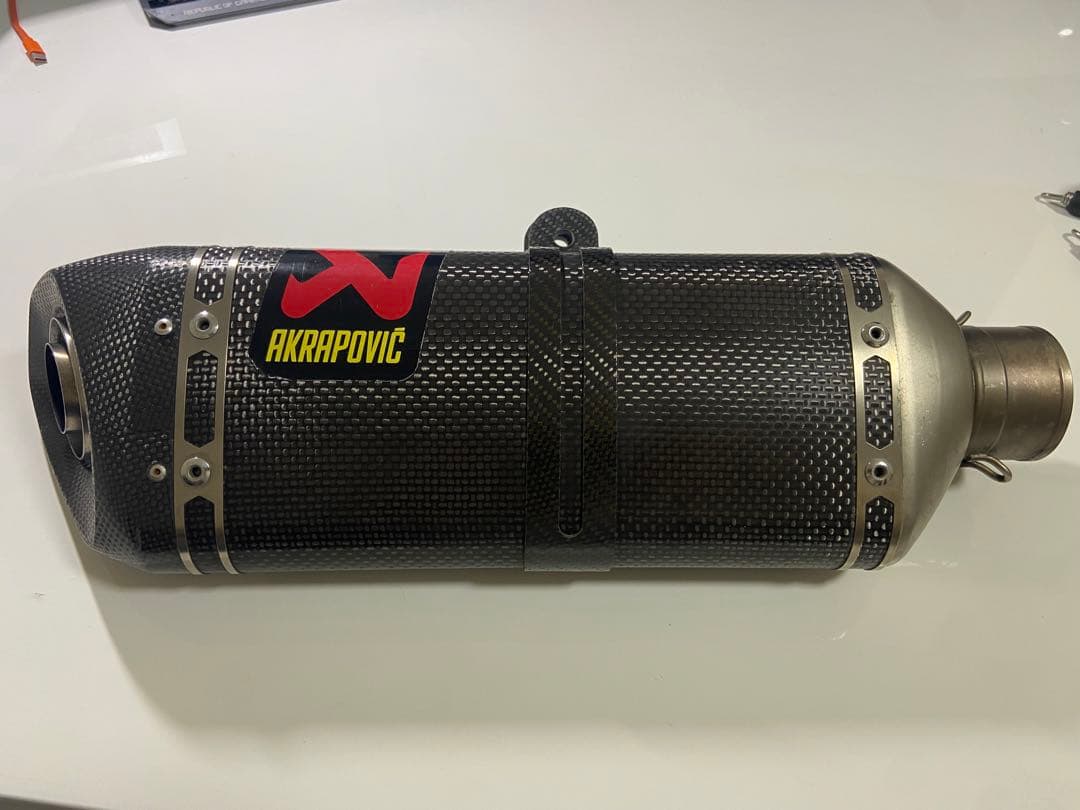KTM DUKE RC 125 250 390 AKRAPOVICマフラー