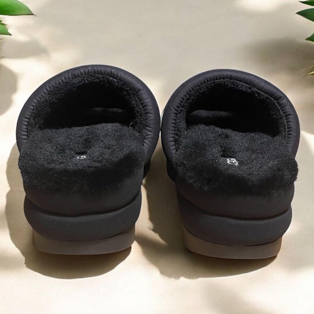 きぃーたぁん様UGG アグ Maxi Slide Logo サンダル 厚底 25
