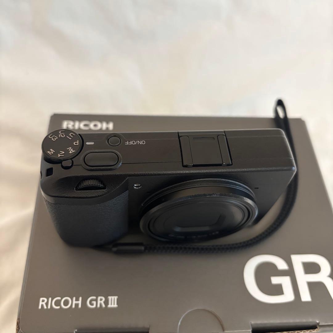 RICOH GR III コンパクトデジタルカメラ　美品