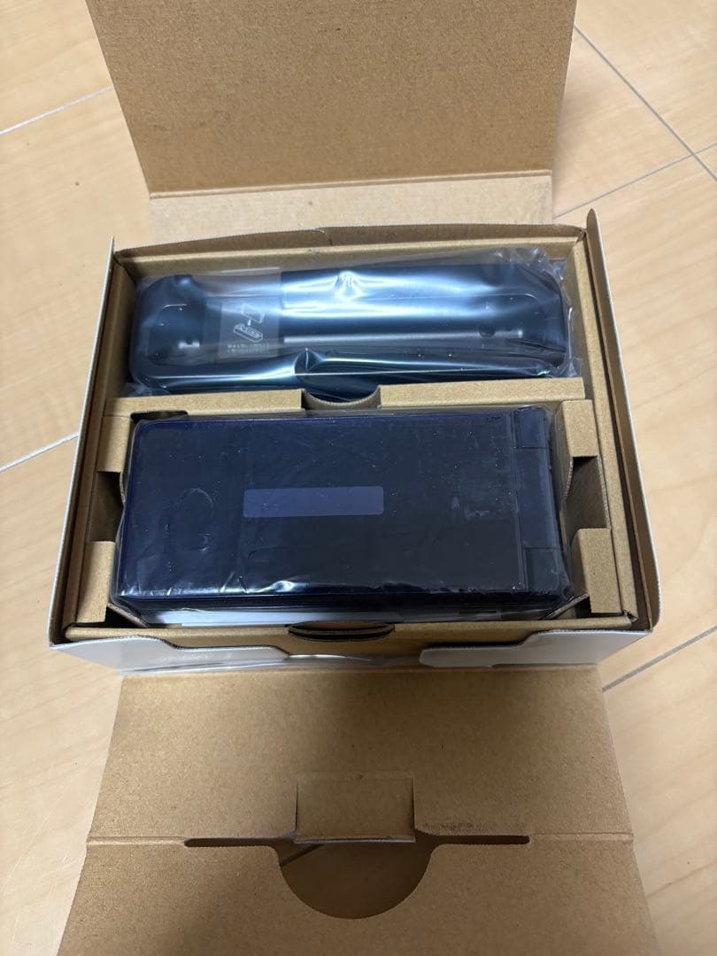 docomo AQUOS ケータイ SH-01J 本体