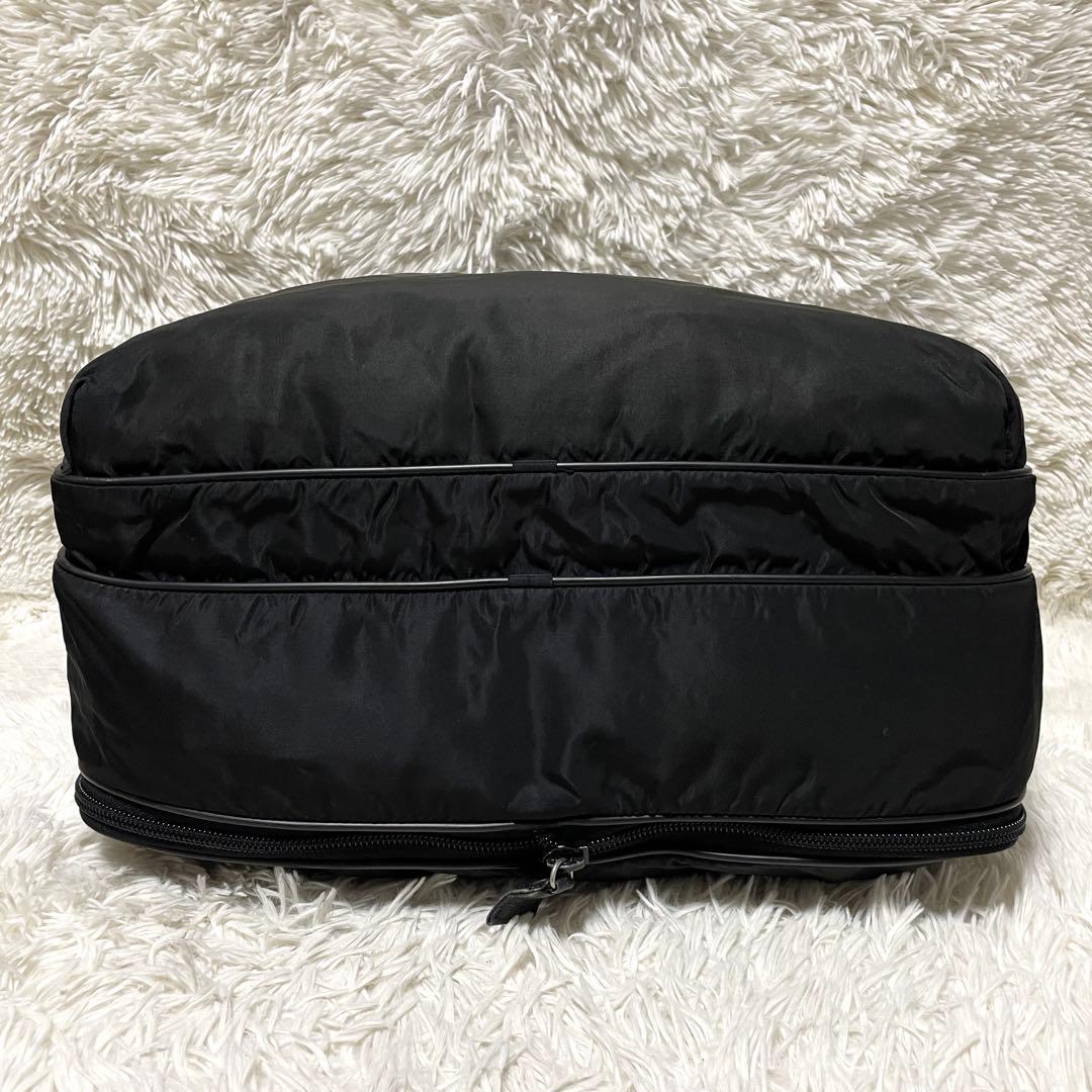 【良品】PRADA プラダ　ビジネス　ブリーフケース　ナイロン　ブラック　メンズ