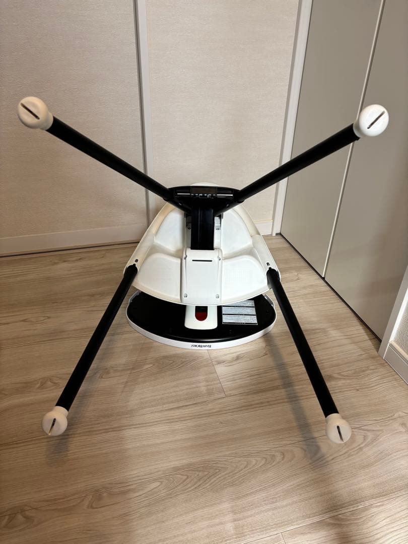 BABYBJÖRN ハイチェア ホワイト/ブラック