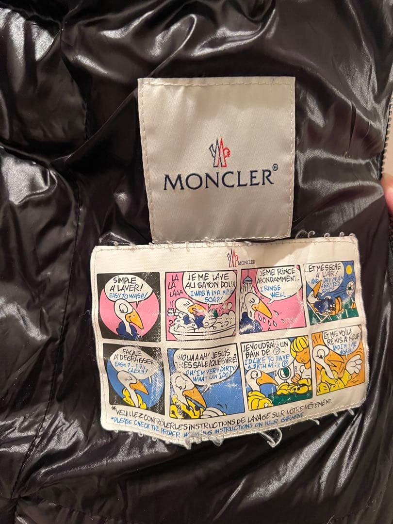 MONCLER ダウンジャケット ブラック