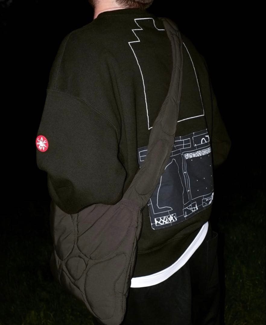 donk Quilted blob crossbody bag ポーカーズあつむ