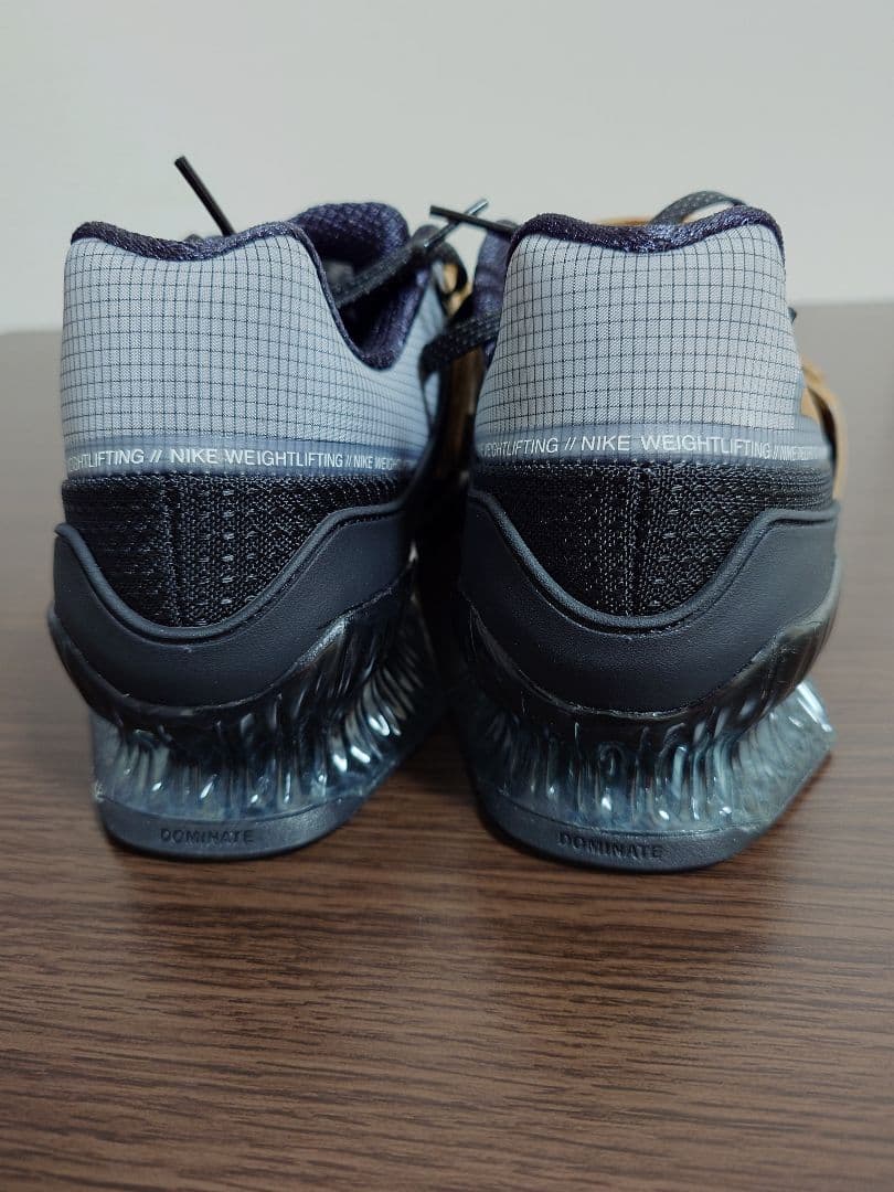 ツーちゃめためた 新品 NiKe Romaleos4 28.5cm