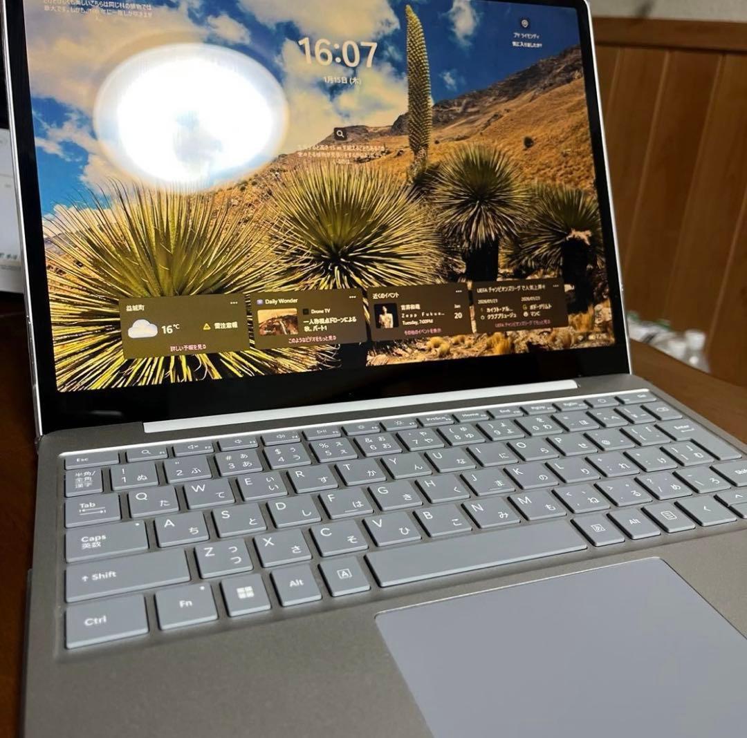 Microsoft Surface Laptop Go 3シルバー