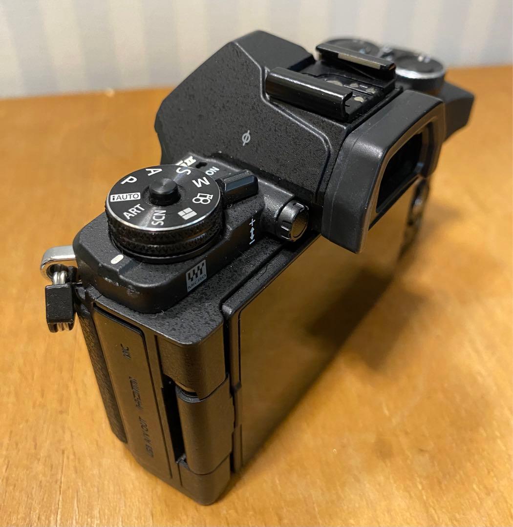 ★OLYMPUS OM-D E-M5Ⅱ レンズ6本セット！