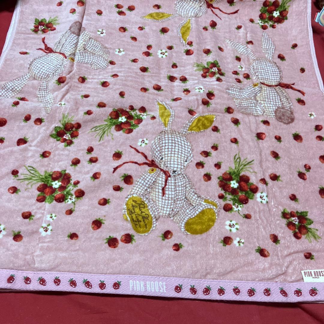 ピンクハウス　バスタオル ウサギとイチゴ柄　ラビット　ギンガム　チェック