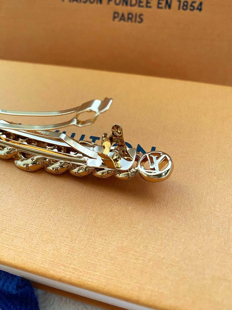 新品未使用LOUIS VUITTONバレッタアクセソワールシュブ2DM00403