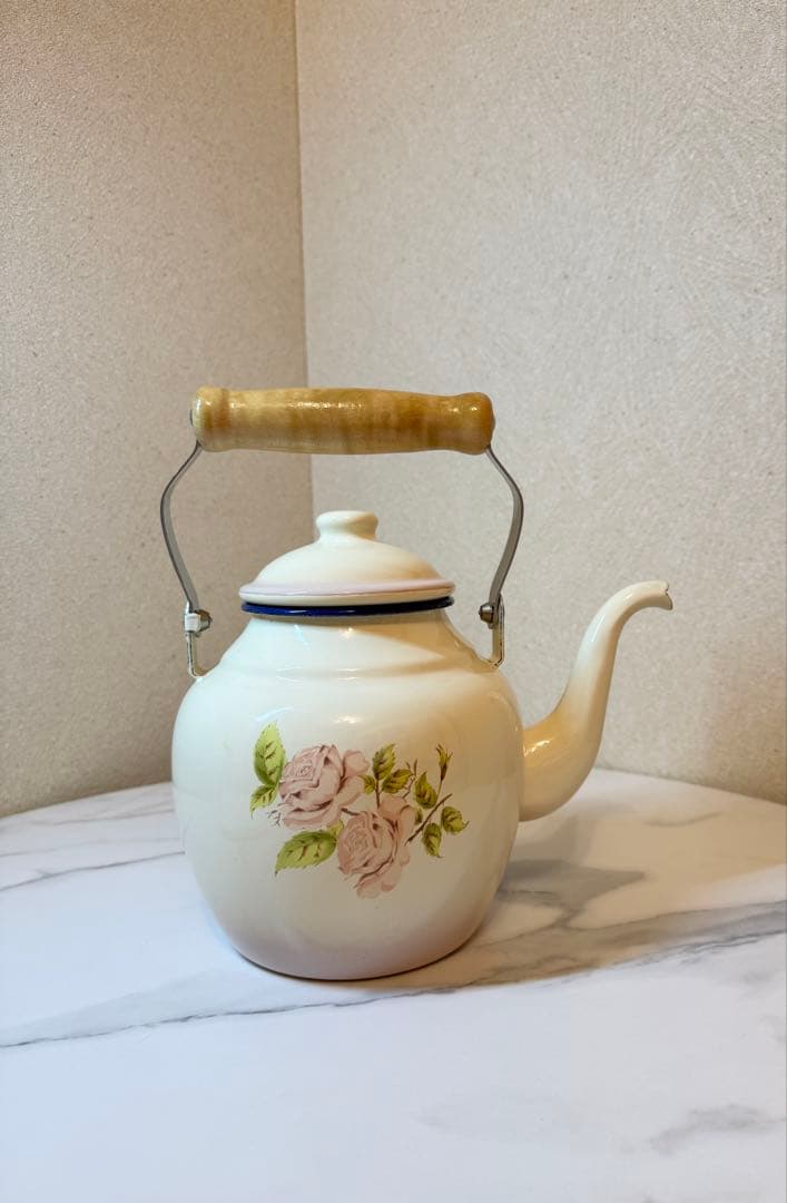 イマン ダイアナローズ　ケトル