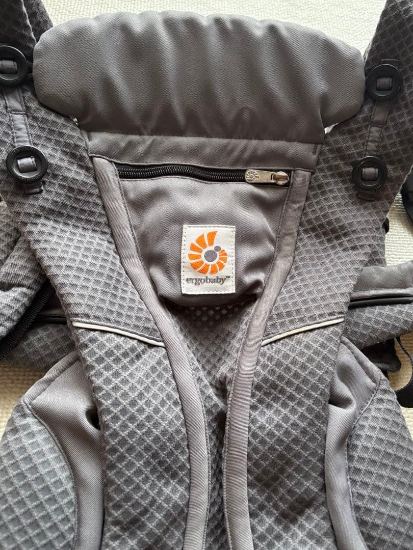 ergo エルゴベビー⭐︎オムニブリーズ⭐︎抱っこ紐⭐︎美品⭐︎グレー