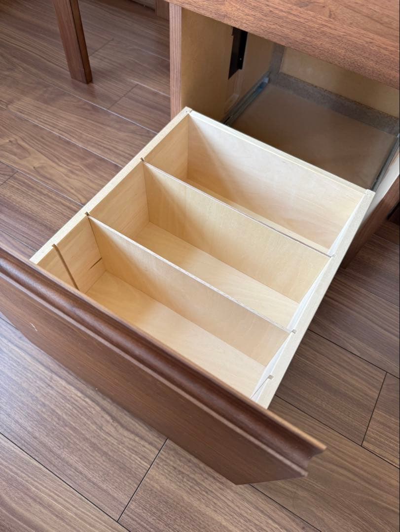 カリモク家具　デスクとキャビネットのセット