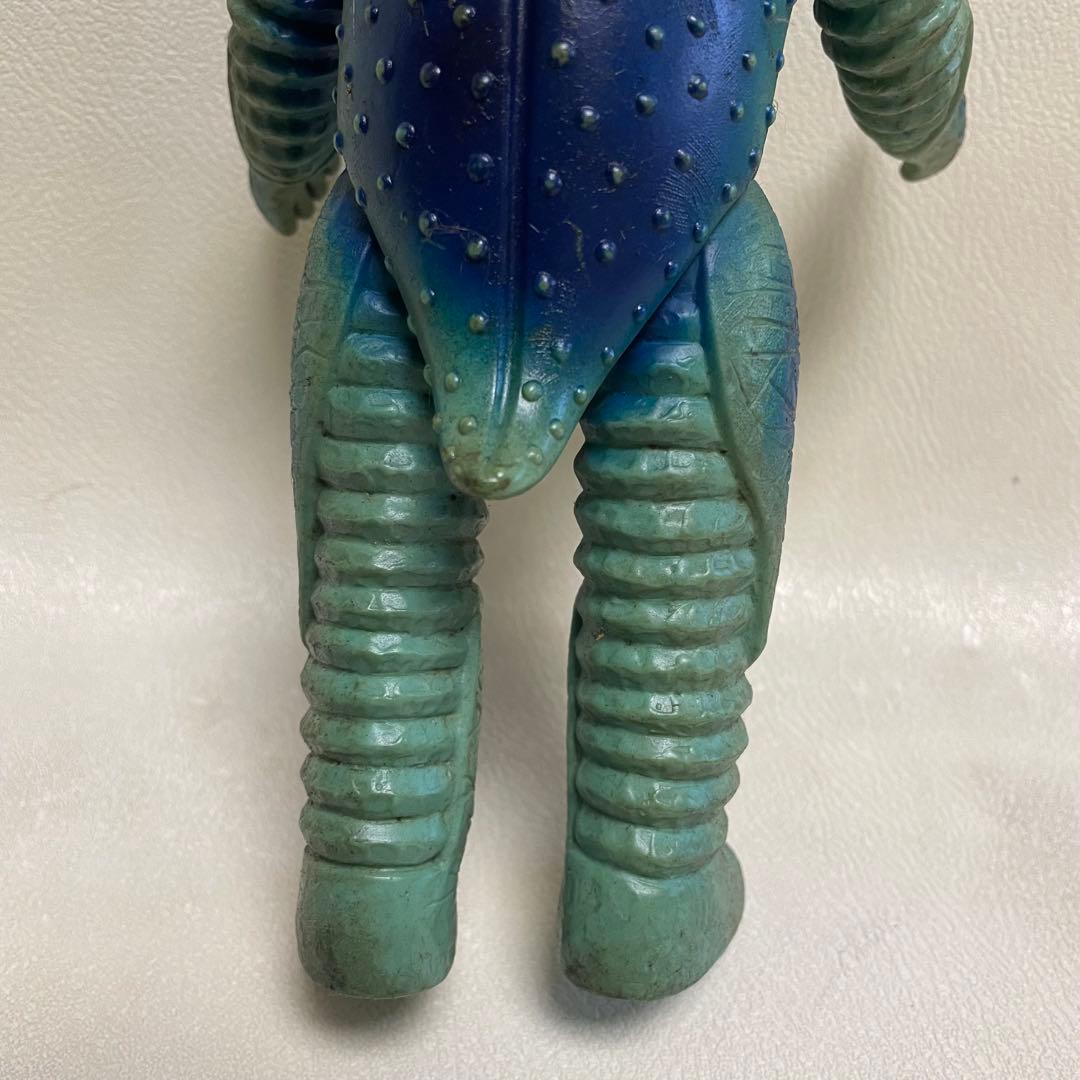 r*9様 ブルマァク ゼットン ソフビ人形