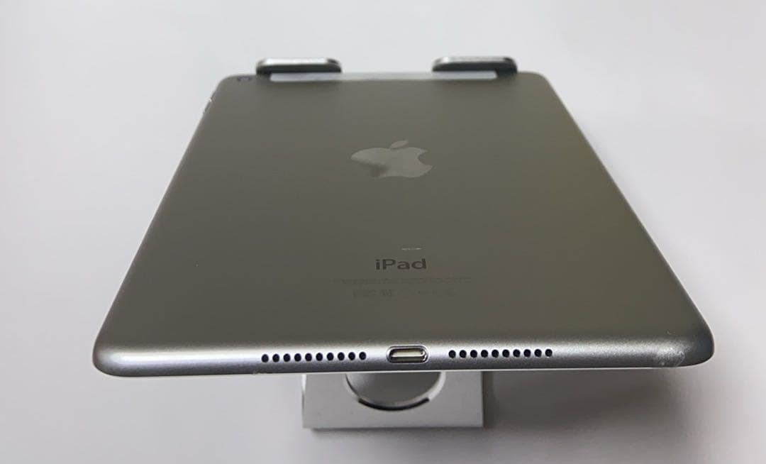 IPad Mini 4 WiFi + Cellular 32GBシルバー