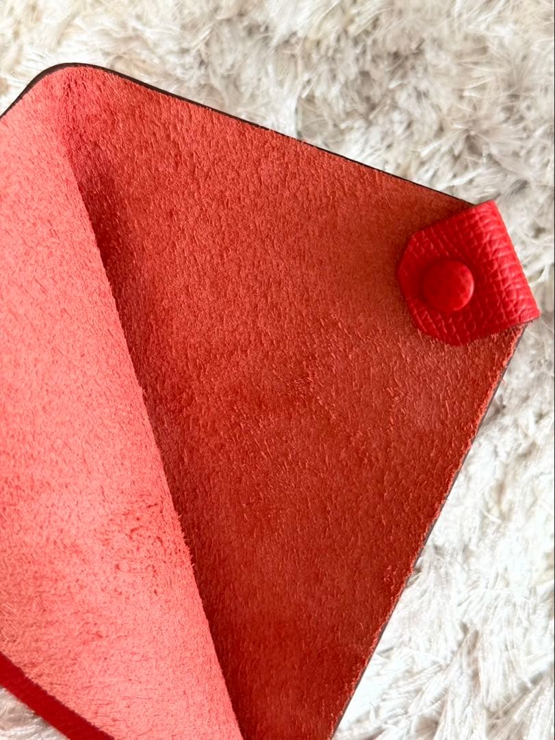 HERMES レッド パスポートケース
