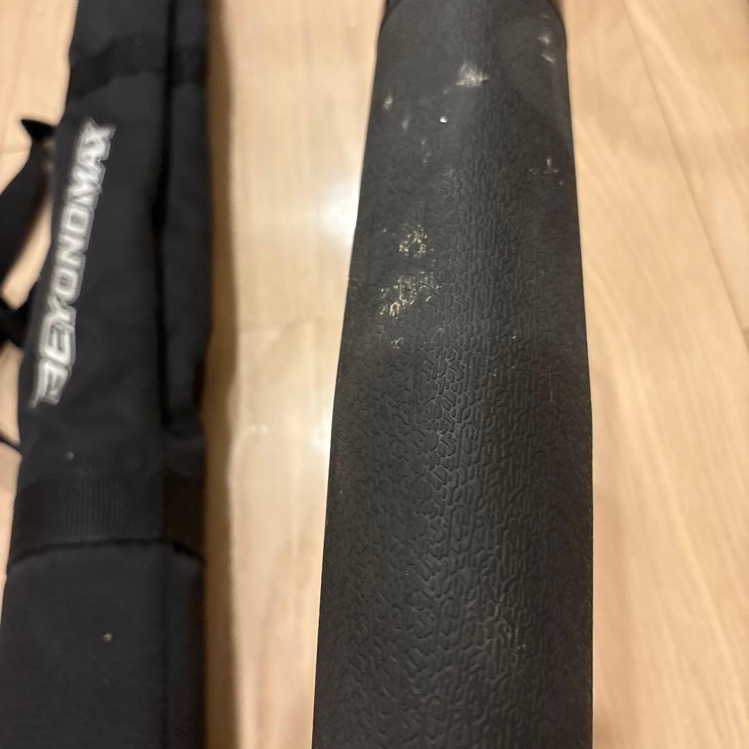 【美品】軟式用バット　ビヨンドマックスNE 83cm ケース付き