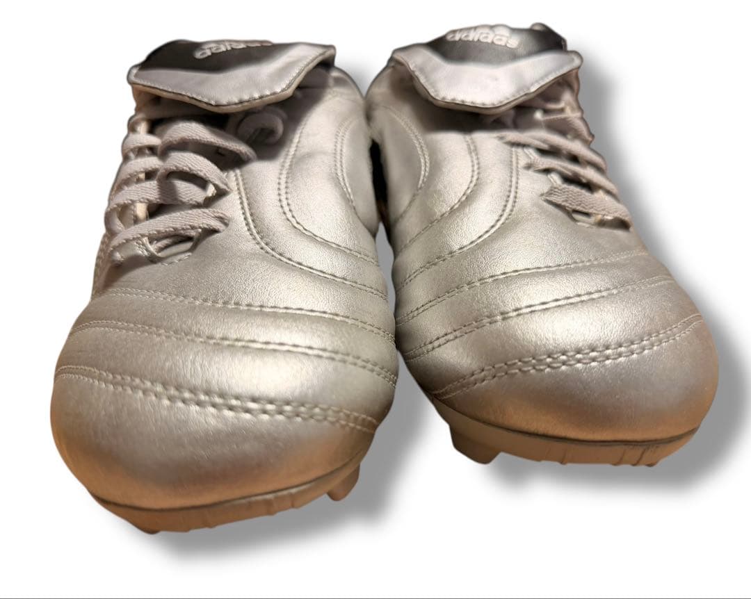 #adidas TRAXION TURF ターフ用 サッカーシューズ　フットサル