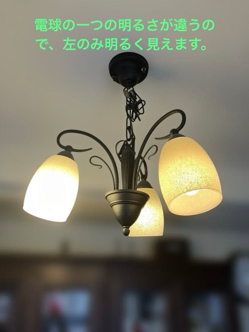 大塚家具にて購入の天井照明　シャンデリア　 ３灯　マッドブラック　レトロでお洒落