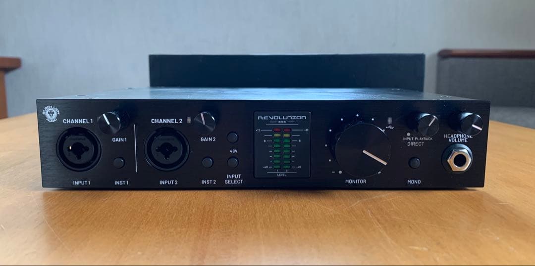 【BLACK LION AUDIO】 オーディオインターフェース