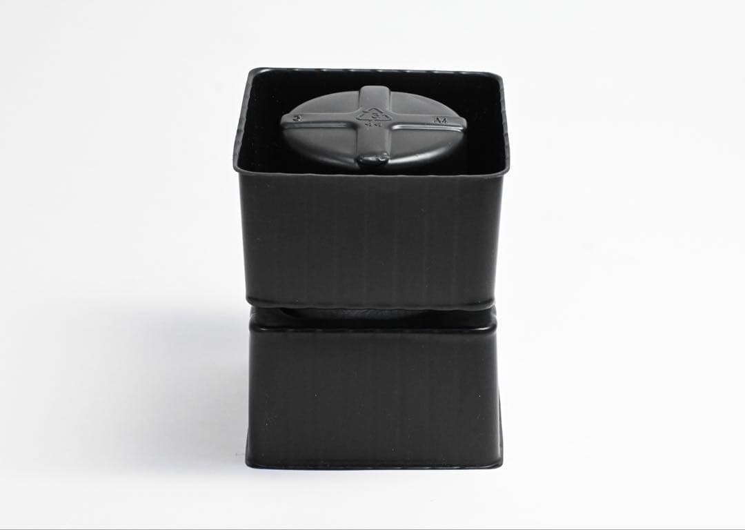 【新品同様】OM SYSTEM PEN E-P7 EZダブルズームキットブラック