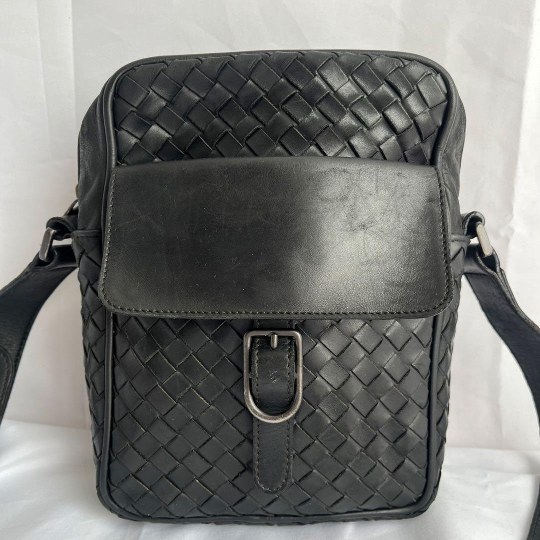 ✨️極美品✨️ BOTTGAVENETA イントレチャート ショルダーバッグ　黒