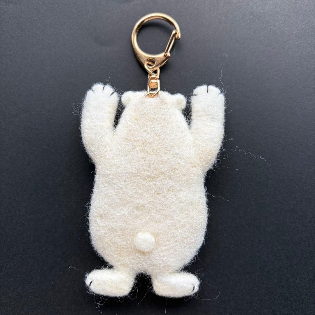 【☆Ted様☆】羊毛フェルトキーホルダー　シロクマ　ハンドメイド