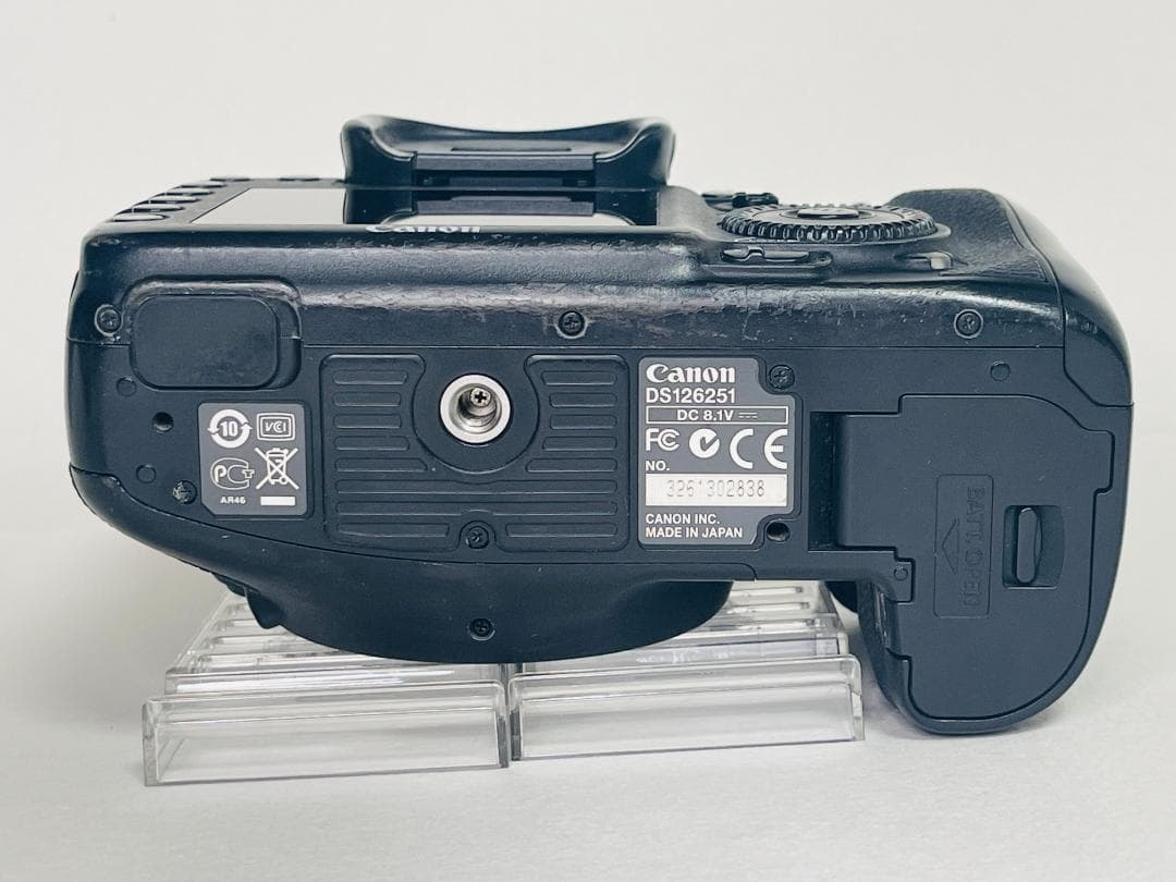 Canon キヤノン EOS 7D デジタル一眼レフ カメラ 動作未確認