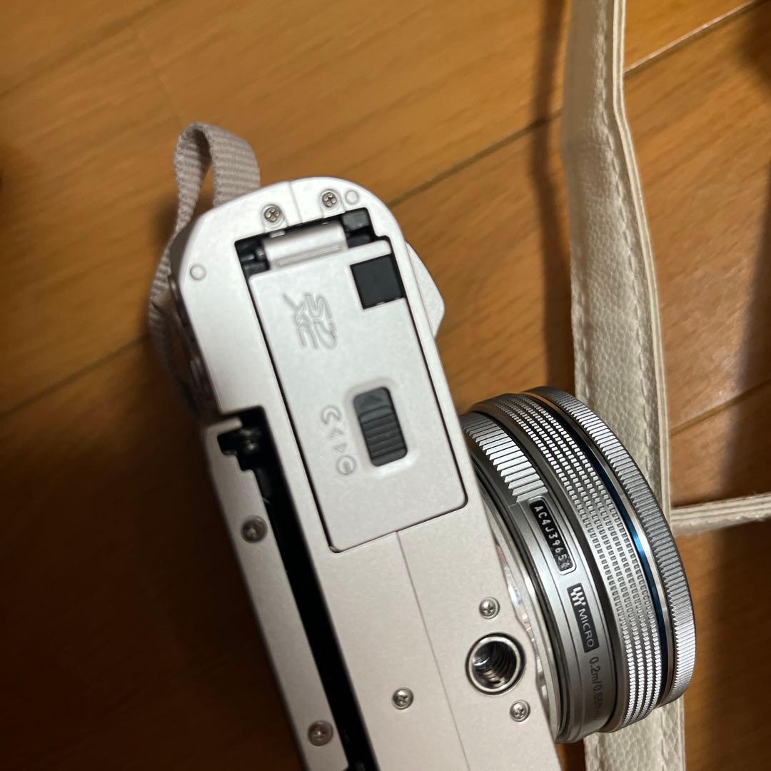 OLYMPUS PEN E-PL9 ダブルズームキットセット 訳あり