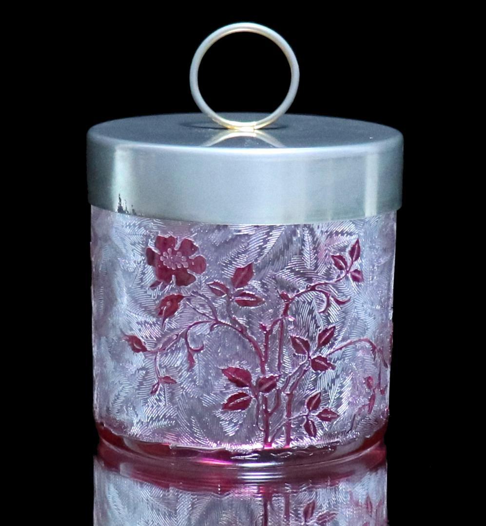 オールド・バカラ 桃色被せガラス 野薔薇 蓋物 ボンボニエール エグランチエ