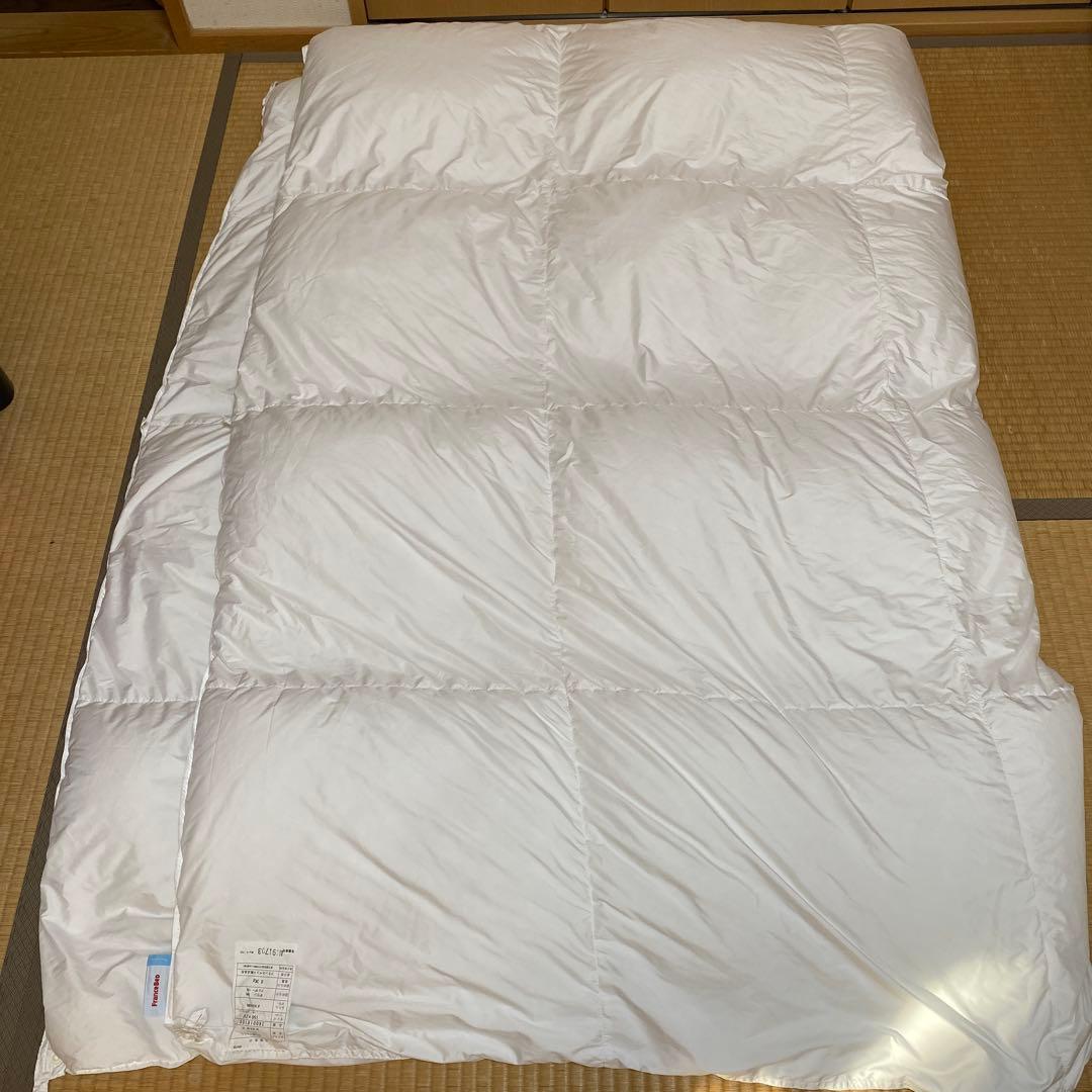 のりちゃん様 フランスベット⭐︎羽毛布団　150✖️210