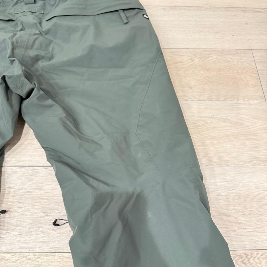 686 シックスエイトシックス GORE-TEX GT 24-25モデル　スノボ