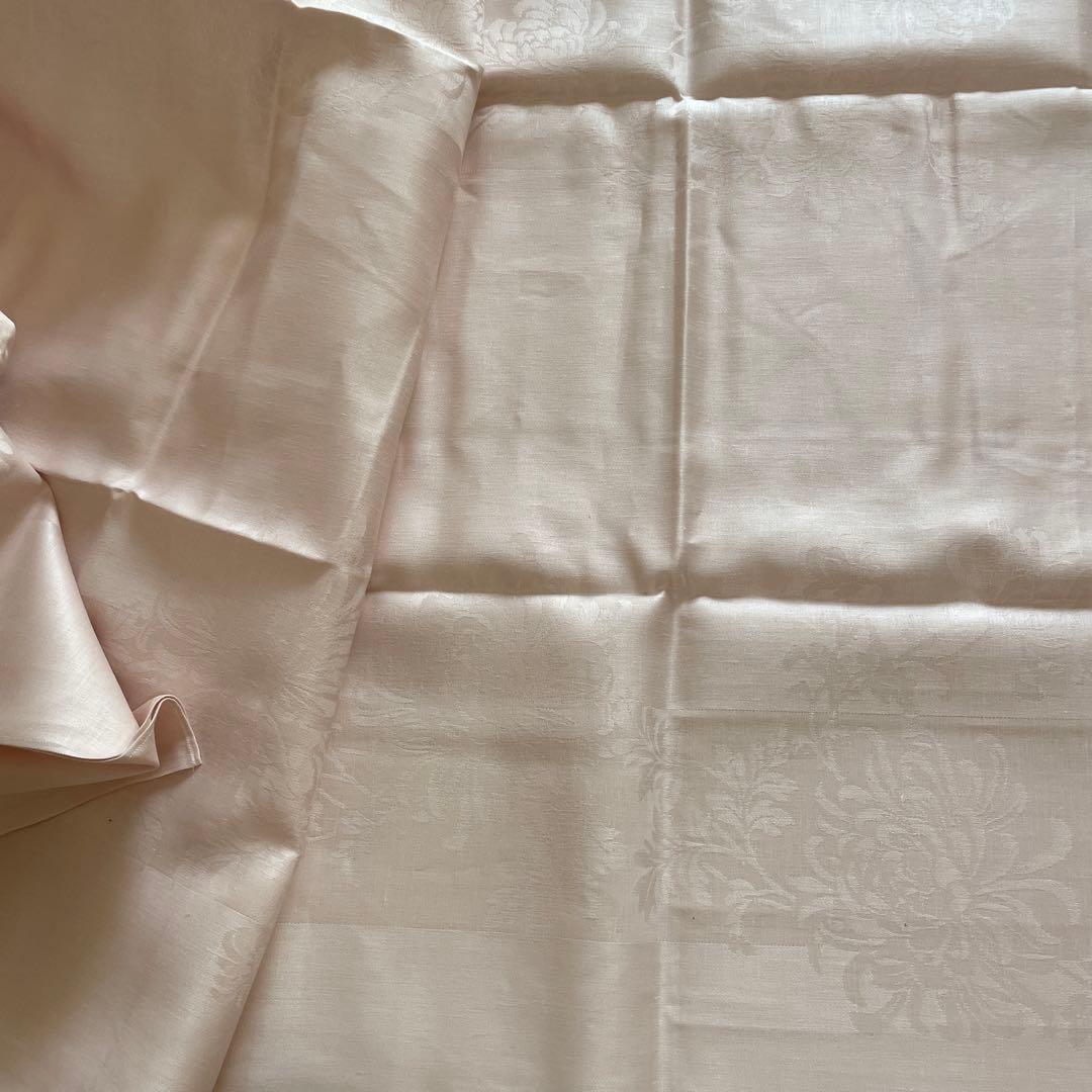 アイリッシュリネンダマスク　テーブルクロス　菊　ピンク　新品未使用