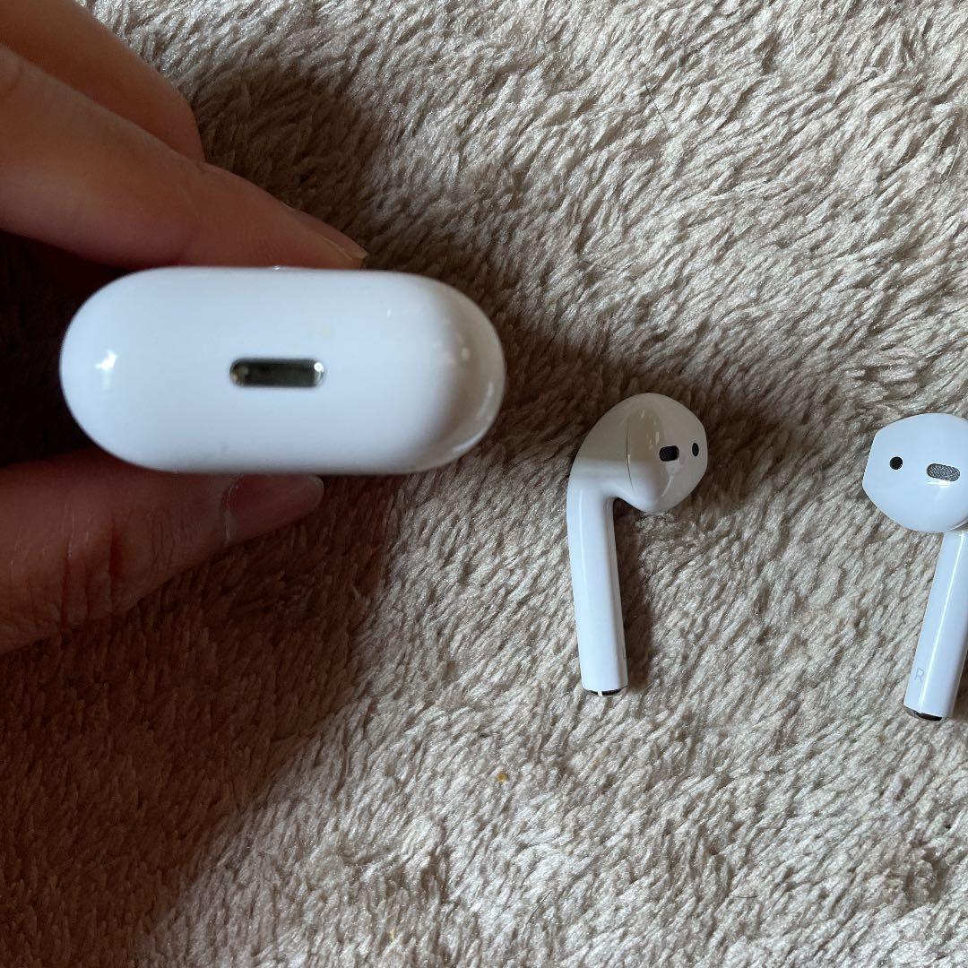 APPLE MV7N2J/A airpods 第二世代　アイフォンエアポッズ