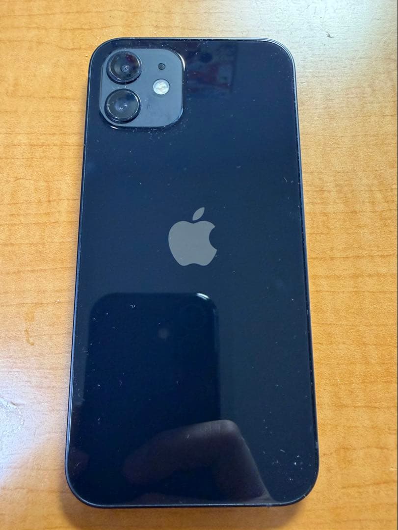 Apple iPhone 12 本体 ブラック　64GB