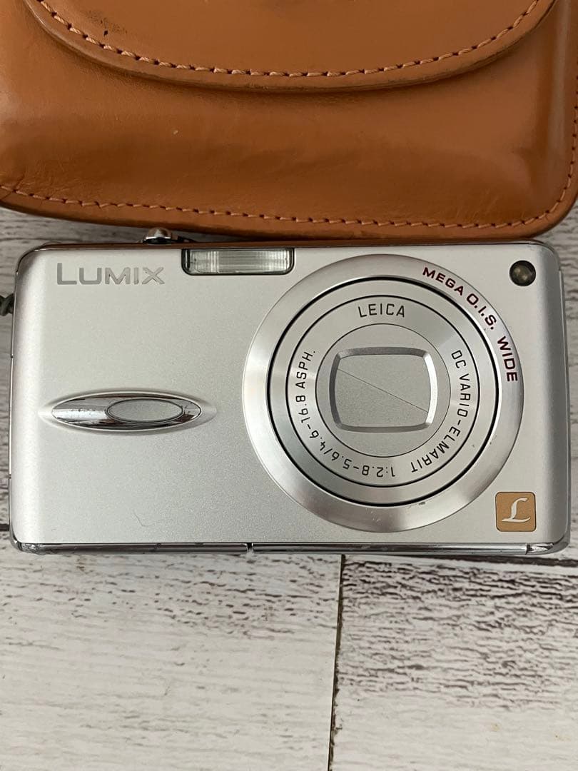 Panasonic DMC-FX01 コンパクトデジタルカメラ