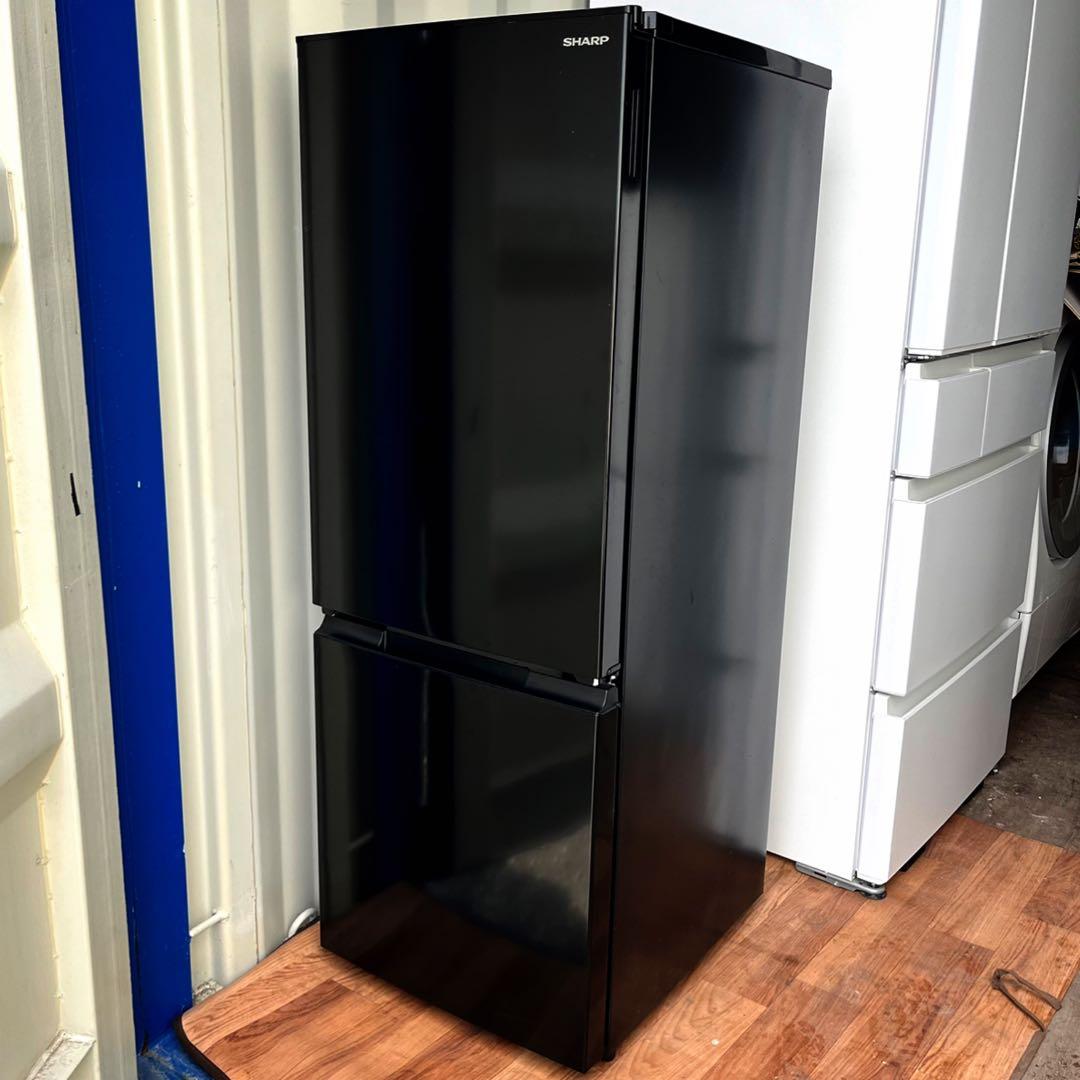 取付無料！SHARPスタイリッシュブラック左右付け替え可能ドア冷蔵庫！洗濯機