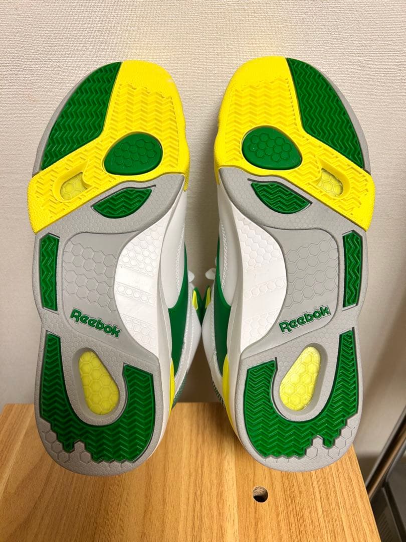 未使用Reebok コートヴィクトリーポンプ　26.5センチ