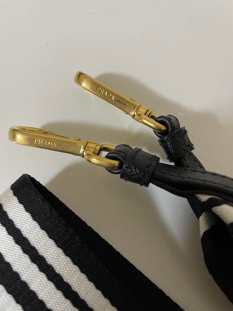 PRADAナイロンショルダーストラップ