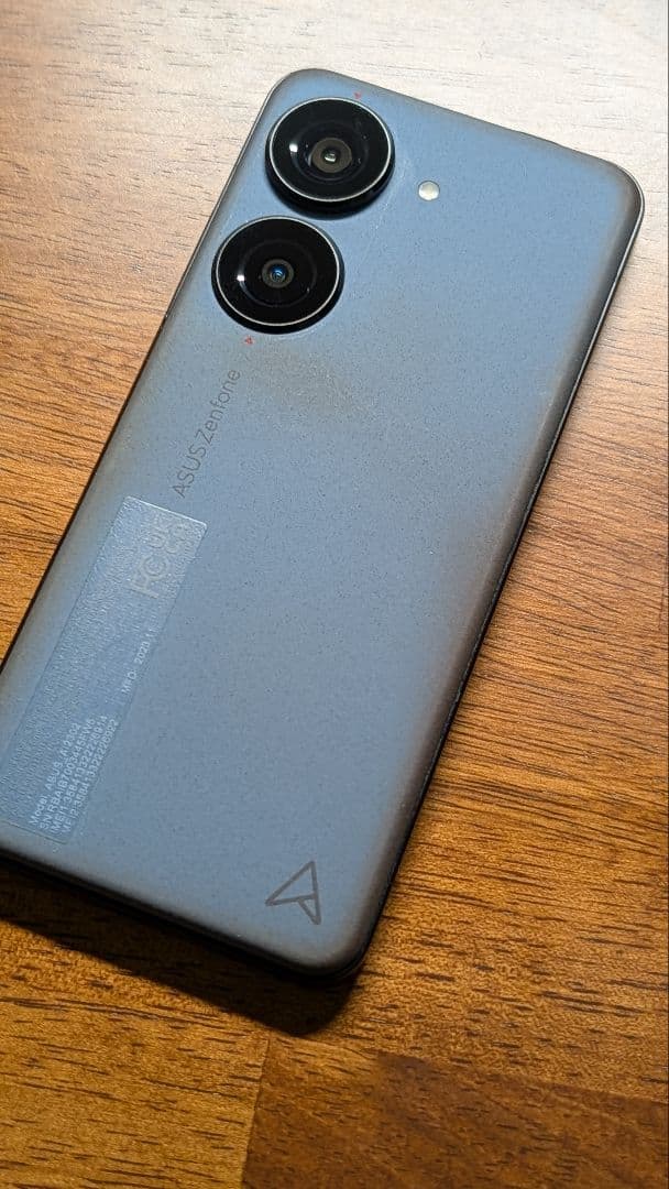 ASUS Zenfone 10 (16GB/512GB) スターリーブルー