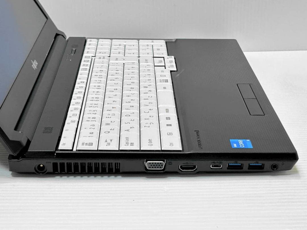 使用215h 第12世代 LIFEBOOK A5712/KX NVMe256G