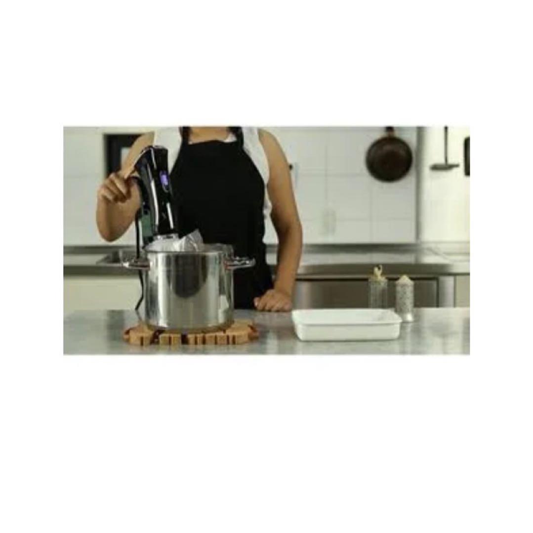 ★未開封GLU-INM01 低温調理器 GLUDIA ブラック