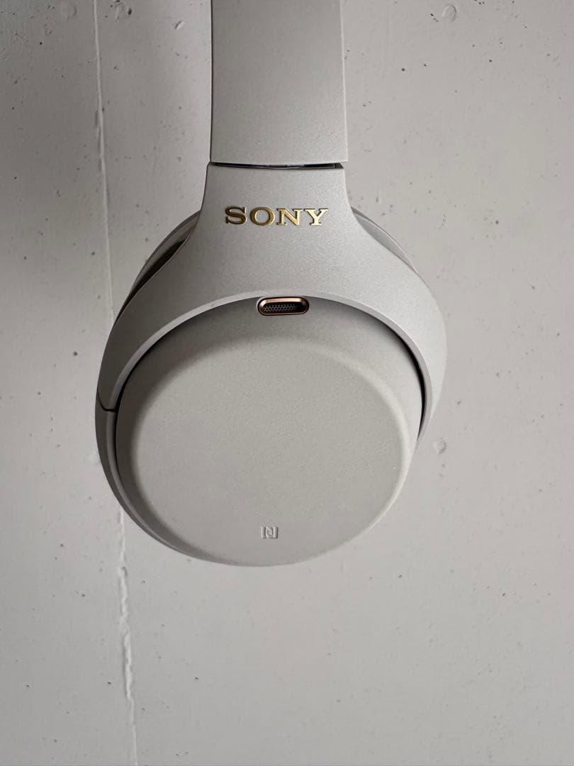 SONY WH-1000XM4 ヘッドホン（プラチナシルバー　）