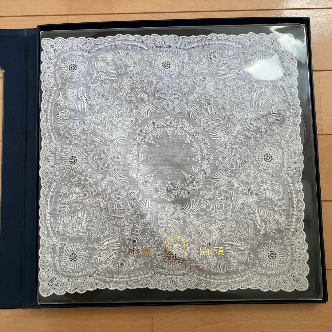 新品　中国スワトウ　刺繍ハンカチ