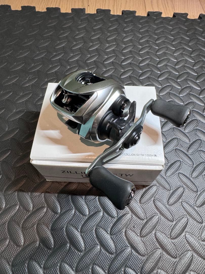 21ジリオン　ZILLION SV TW 1000HL