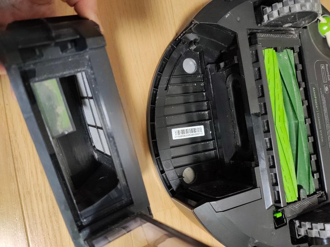 アイロボット★ロボット掃除機★ルンバ★i7★バッテリーの状態良好②