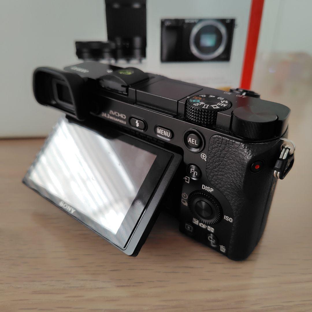 ソニー α6000 ボディ ILCE-6000　SDカード付き