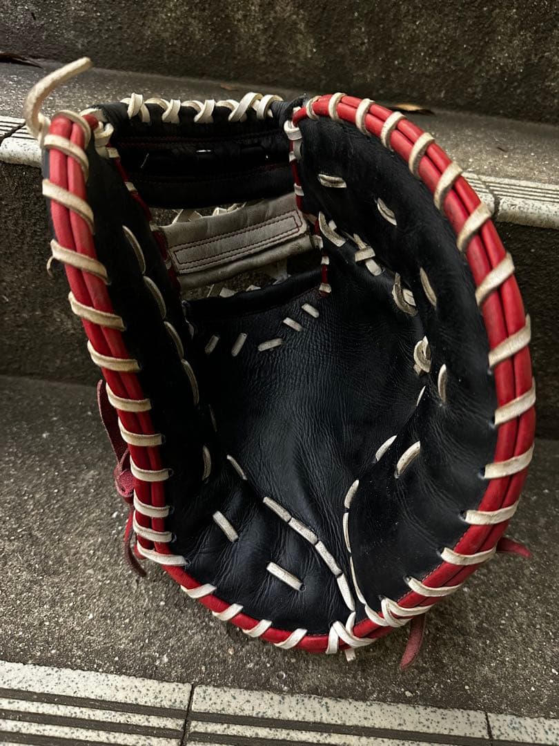 Slugger ファーストミット 軟式野球グローブ 黒/白/赤　限定グラブ