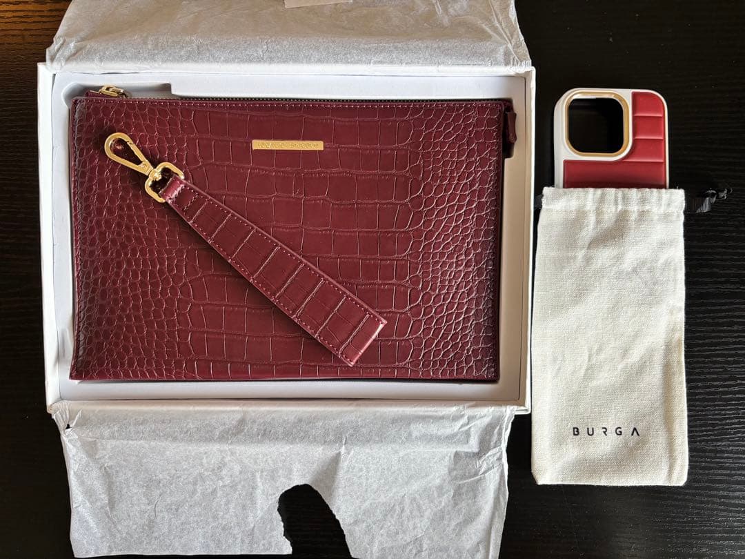 新品・未使用　BURGA iPhone15Proケース